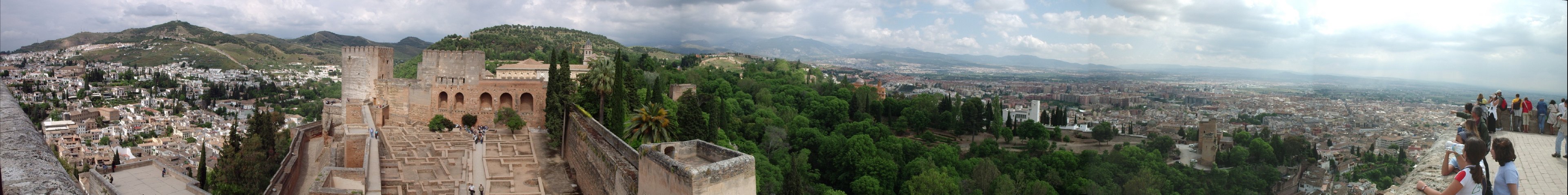 04 Panorma over Alcazaba vanaf Alcazaba 